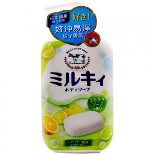 牛乳石鹼 美肌保濕沐浴乳(柑橘果香)550ML